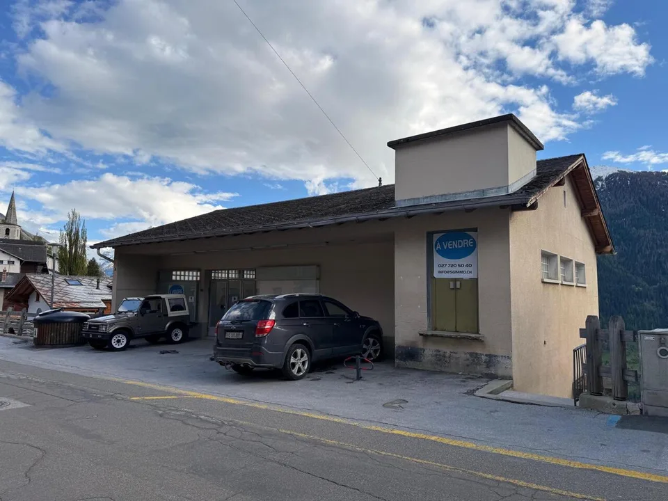 Local commercial polyvalent au cœur du val d’Hérens