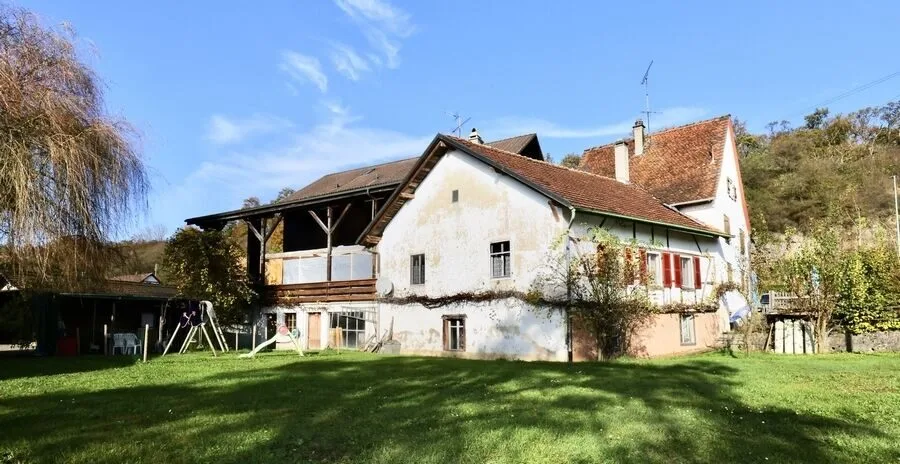 Domaine équestre avec hôtel-restaurant et appartement de fonction
