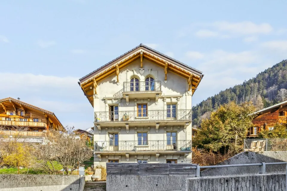 Maison 11 pièces au Sépey