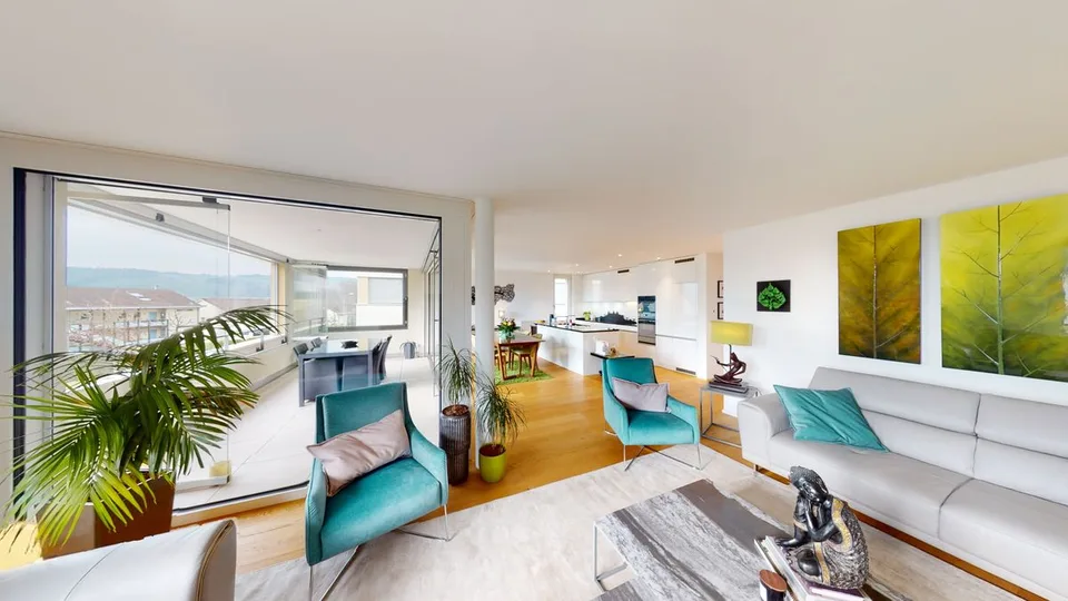 Exklusive Gartenwohnung mit Blick auf See- und Bergpanorama
