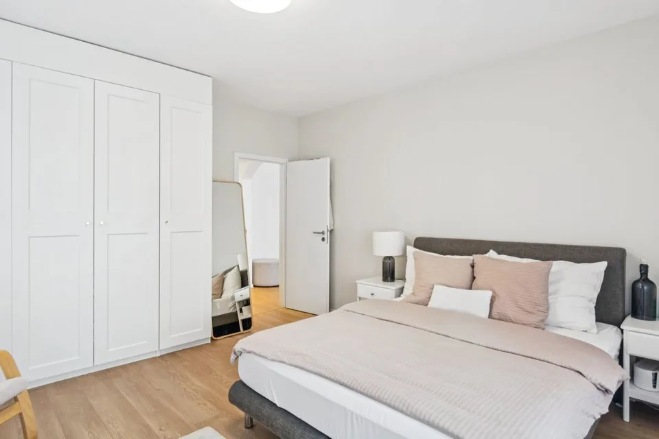 Seltenheit im Herzen von Reconvilier: Renovierte 4,5-Zimmer-Wohnung – Foto 10 von 13