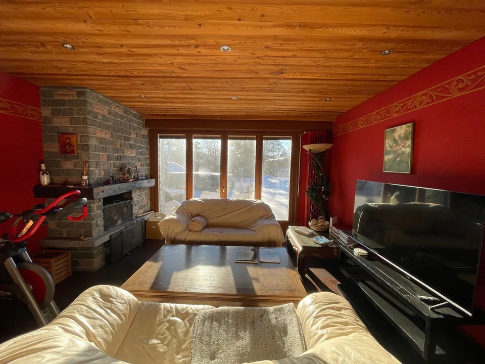 Magnifica opportunità in un quartiere residenziale bucolico, progetto di ampliamento di un lussuoso chalet tra Lens e Crans