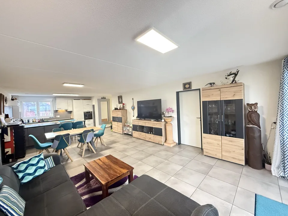 Zu verkaufen in Courrendlin 4,5-Zimmer-Wohnung im 2. Stock