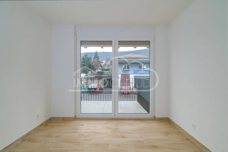 Ampio soggiorno-cucina con balcone!