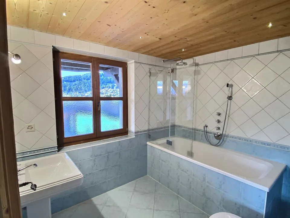 25 39 Idealer Chalet im alpinen Stil mit allem Komfort – Foto 11 von 13