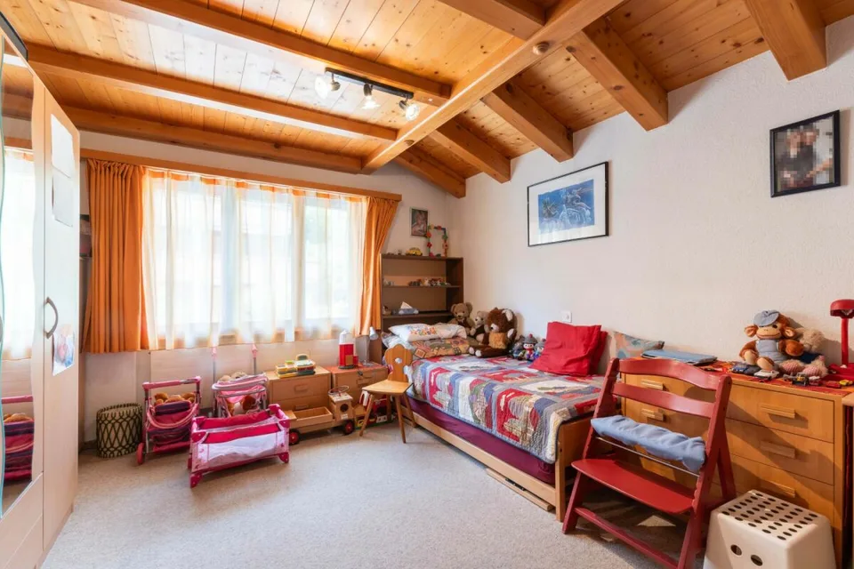 Grosszügige 5-Zimmer-Dachgeschosswohnung im Chalet Granit – Foto 13 von 13