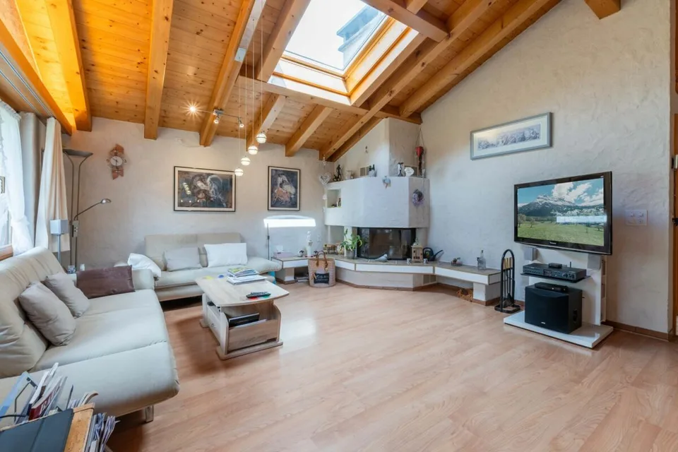 Grosszügige 5-Zimmer-Dachgeschosswohnung im Chalet Granit – Foto 9 von 13