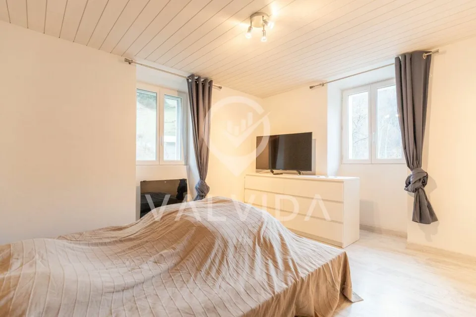 Versatile property with development potential in a quiet location of Kalpetran – photo 7 of 13