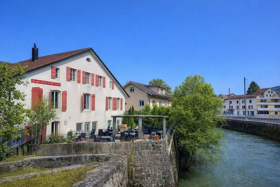 Wohnhaus mit Teestube und wunderschöner Terrasse, privilegierte Lage
