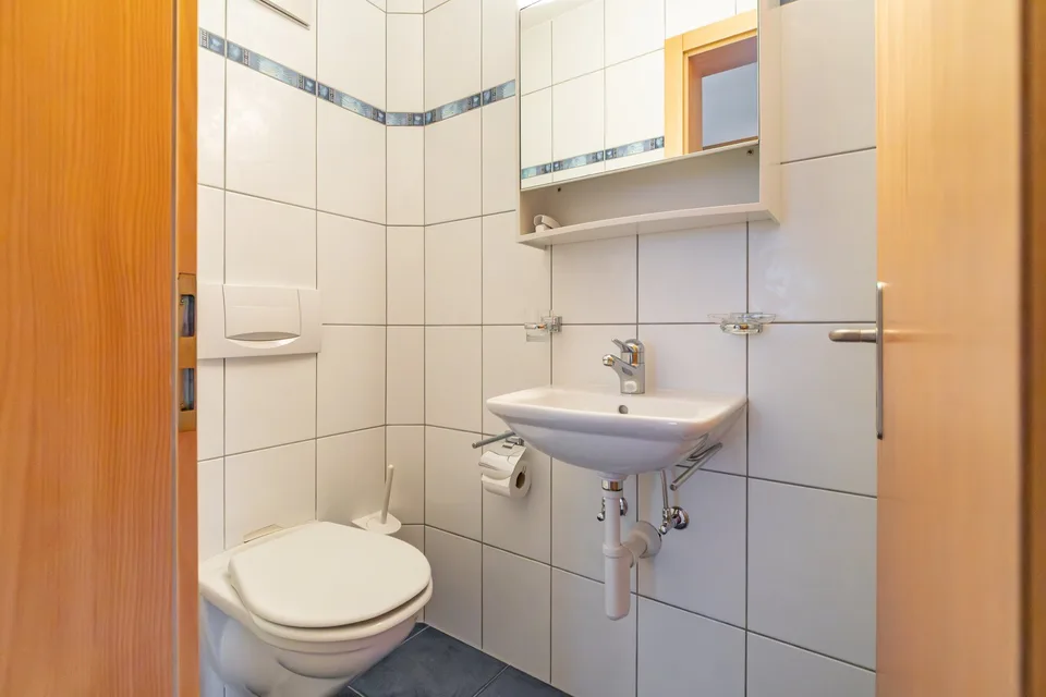Exklusive 5.5-Zimmerwohnung in Grengiols – frisch renoviert & in Top-Zustand – Foto 11 von 14