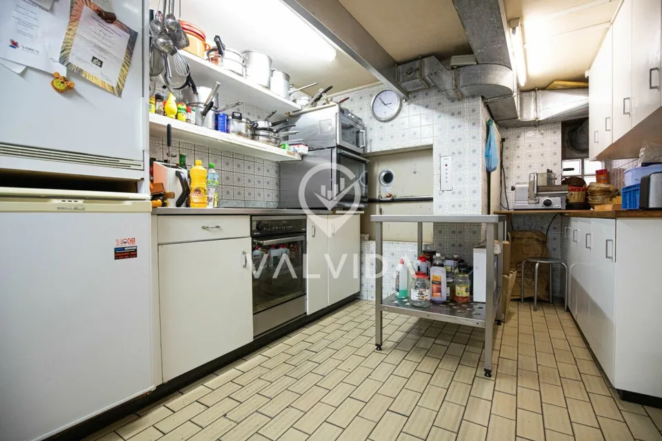 Ristorante con appartamento e soffitta – foto 6 di 11