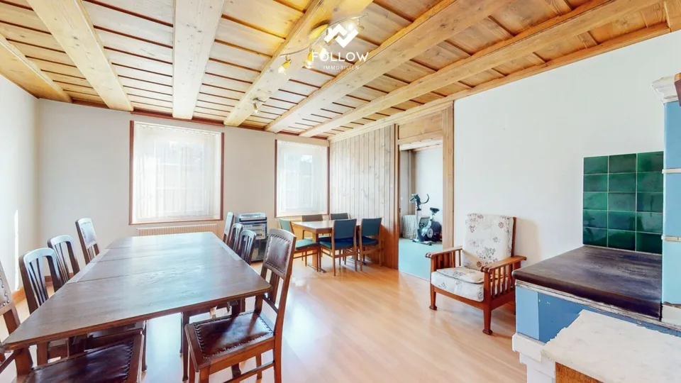 Casa unifamiliare o multifamiliare versatile con riserva di terreno copia