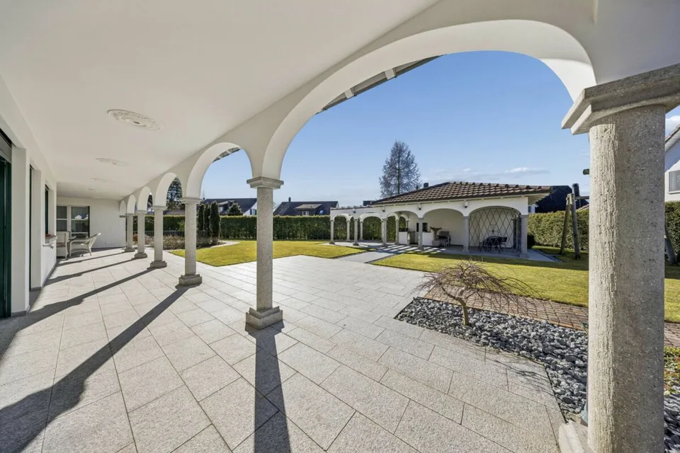 THE RIDGELINE RESIDENCE