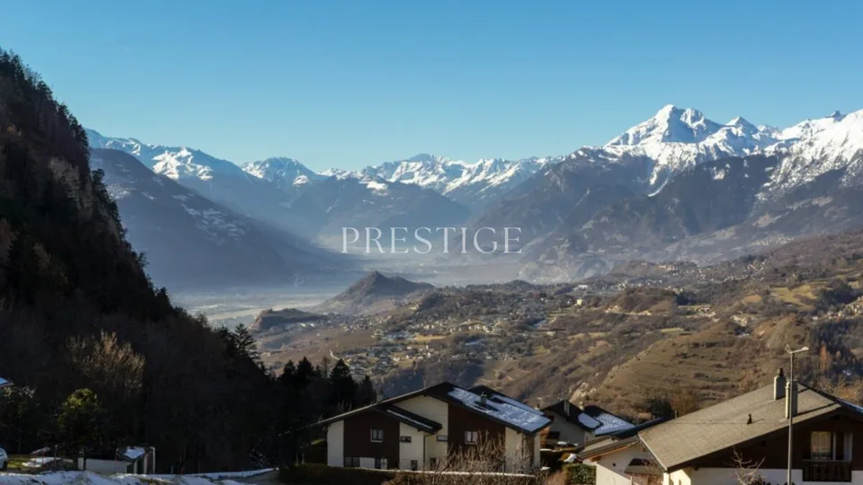 "Chalet ""Pra Derri 1""d'exception à Lens : Luxe, Modernité et Panorama Alpin"