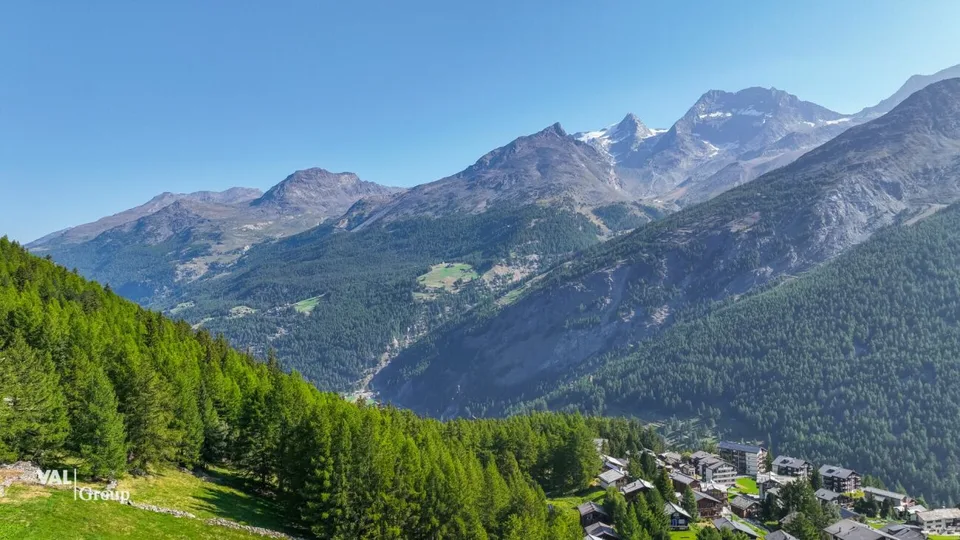 Belle parcelle edificabili con vista grandiosa a Saas-Fee