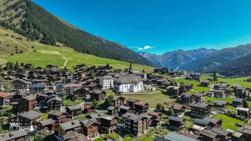 Appartamento luminoso e accogliente con molto fascino nel centro del villaggio