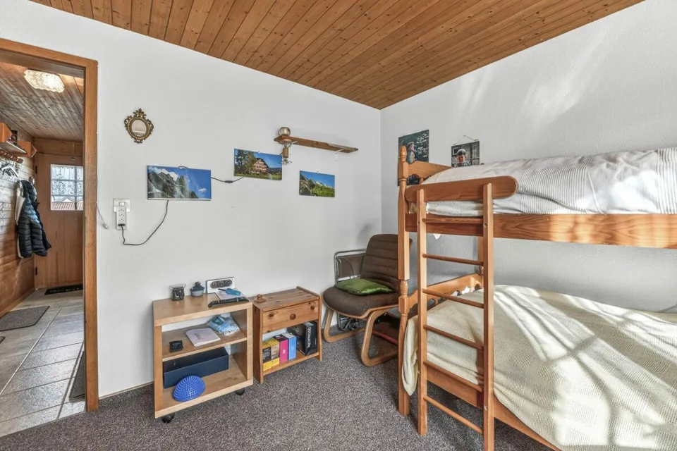 Dein gemütliches Zuhause mit Charme, Ruhe und viel Raum für neue Wohnideen – Foto 10 von 13