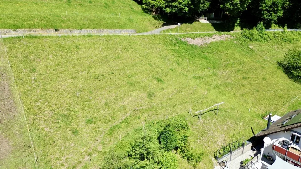 Hier entsteht Ihr Traumhaus mit Weitblick! Sonniges Baugrundstück in Grindel (SO)