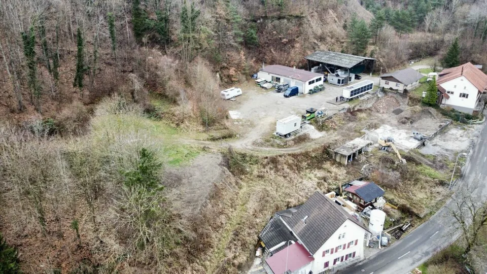 Investitori attenzione: 7.833 m² di terreno commerciale con diritti d'acqua esclusivi – foto 9 di 10