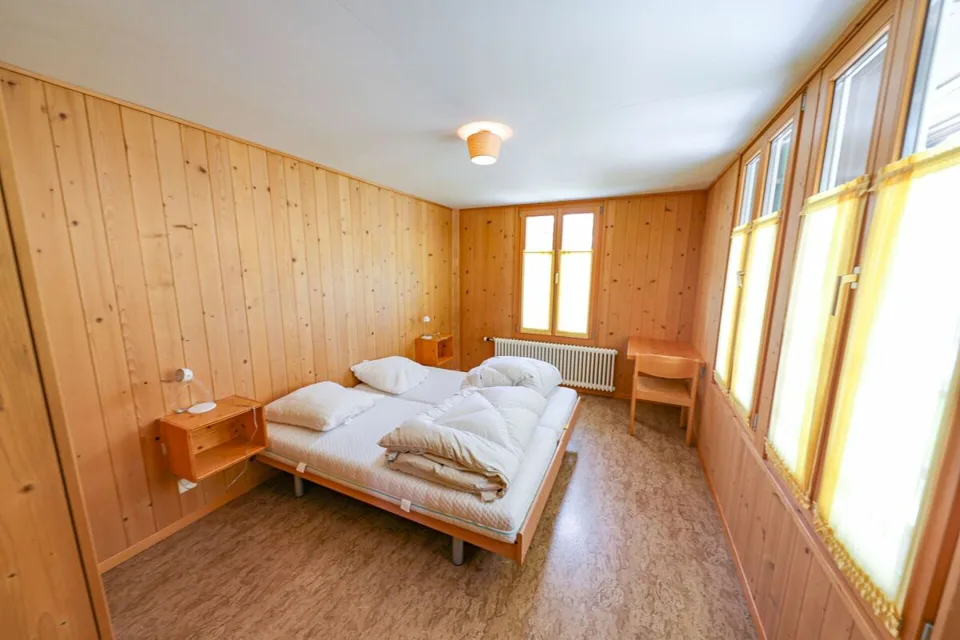 Grosszügiges Ferien- Lagerhaus an Sonniger Lage