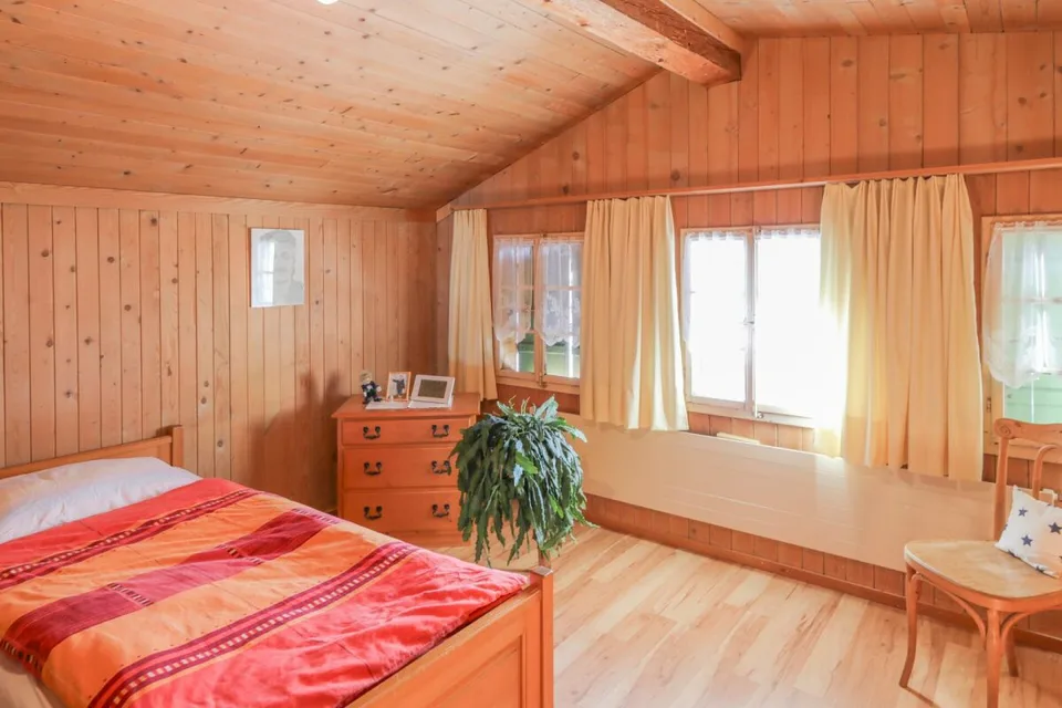Chalet confortable dans un emplacement ensoleillé avec garage et belle vue
