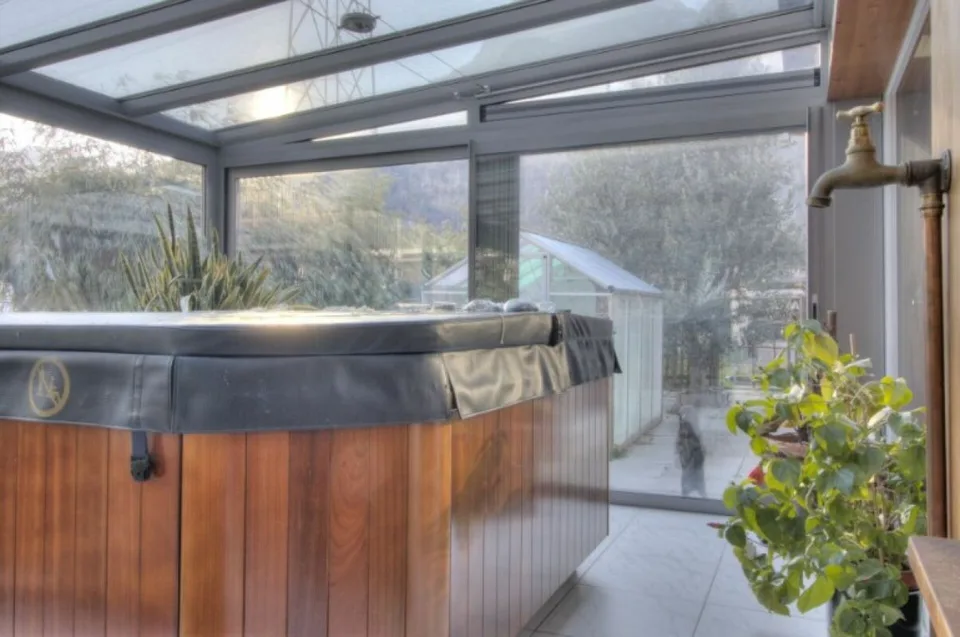 Villa di 4,5 stanze con 5 box per cavalli, un paddock e un annesso – foto 9 di 9