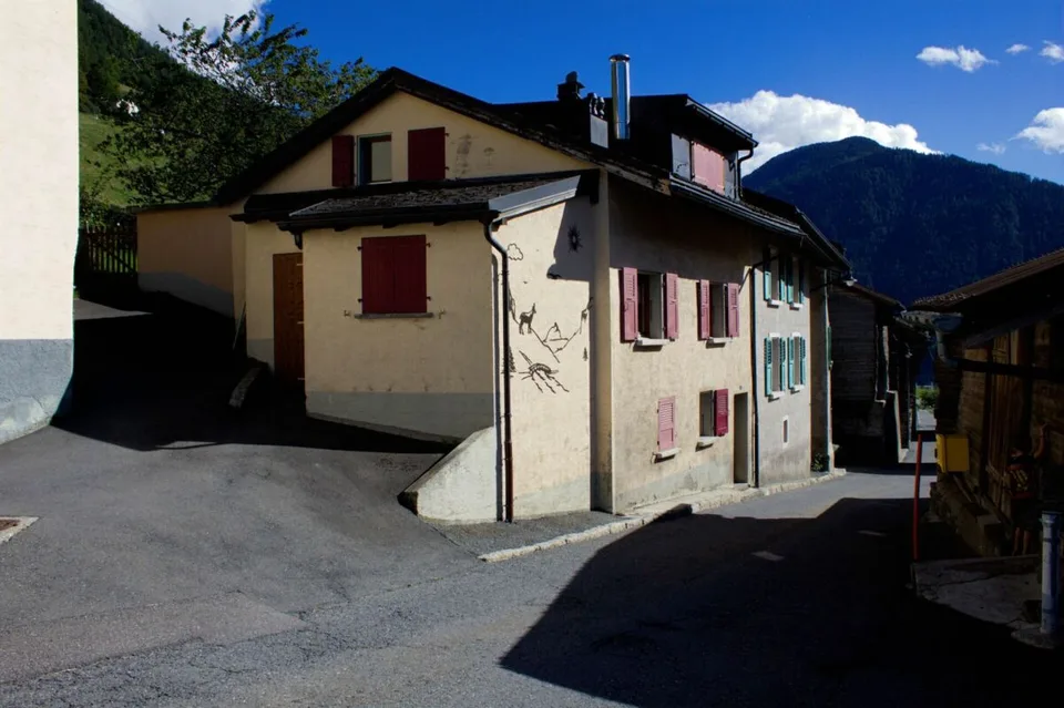2 maisons mitoyennes avec grange et garage