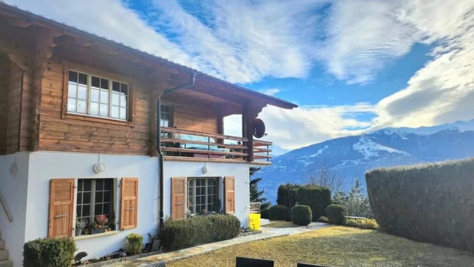 Chalet in Aven