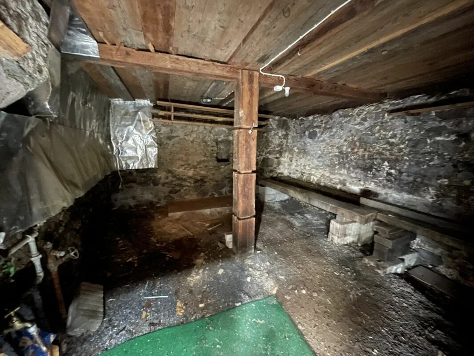 Historic and Rustic Semi-Detached House - Enthusiast's Property – photo 12 of 12