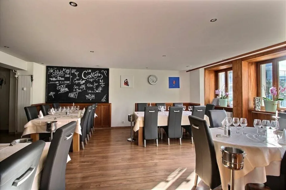 Restaurant 380 m2 in Le Sentier – Foto 10 von 13