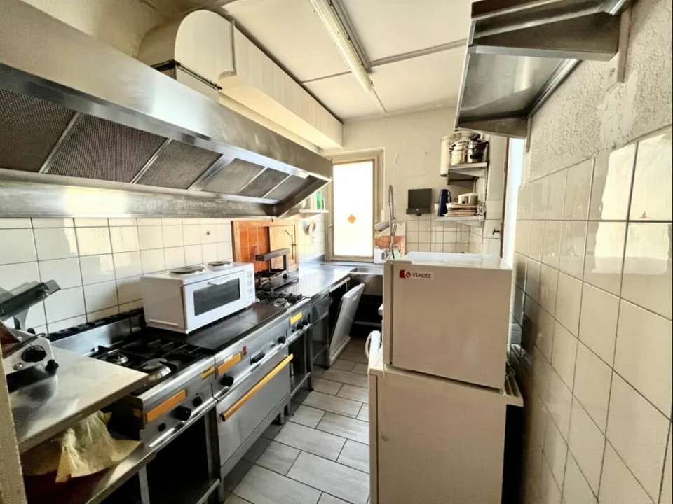 Dorfhaus mit 15 Zimmern in Grône – Foto 10 von 13