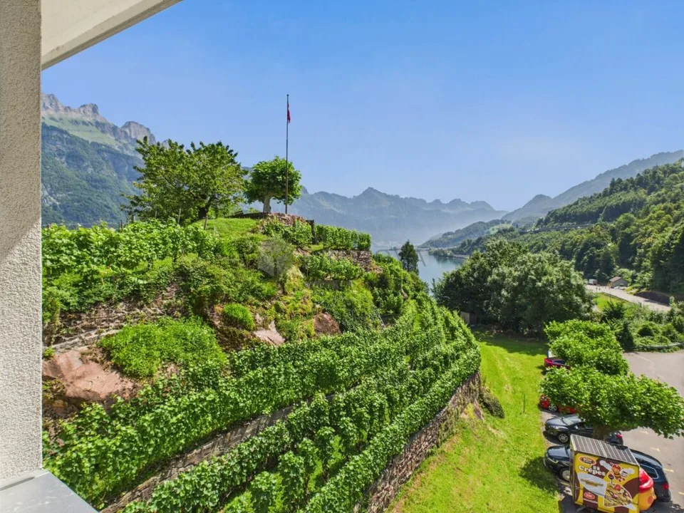 Hôtel & Restaurant avec appartements, vignoble et terrain à bâtir dans un emplacement premium au bord du lac Walensee – photo 7 sur 13