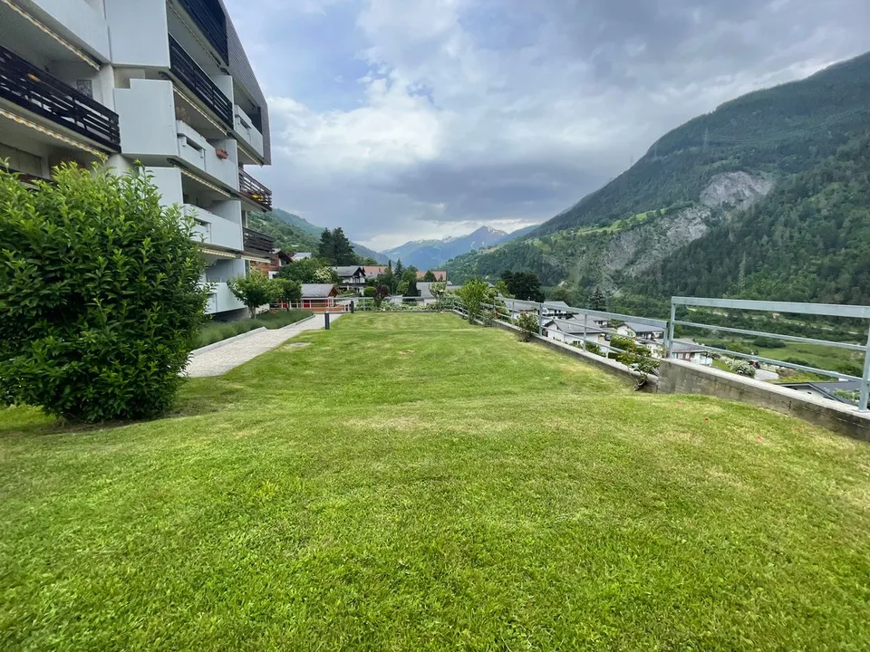 Hochwertig renovierte 4-Zimmer-Wohnung in der Aletschregion