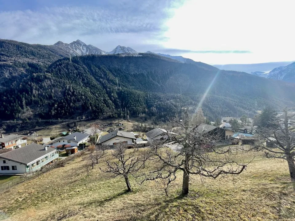 Appartement 4 pièces rénové de haute qualité dans la région d'Aletsch – photo 6 sur 7