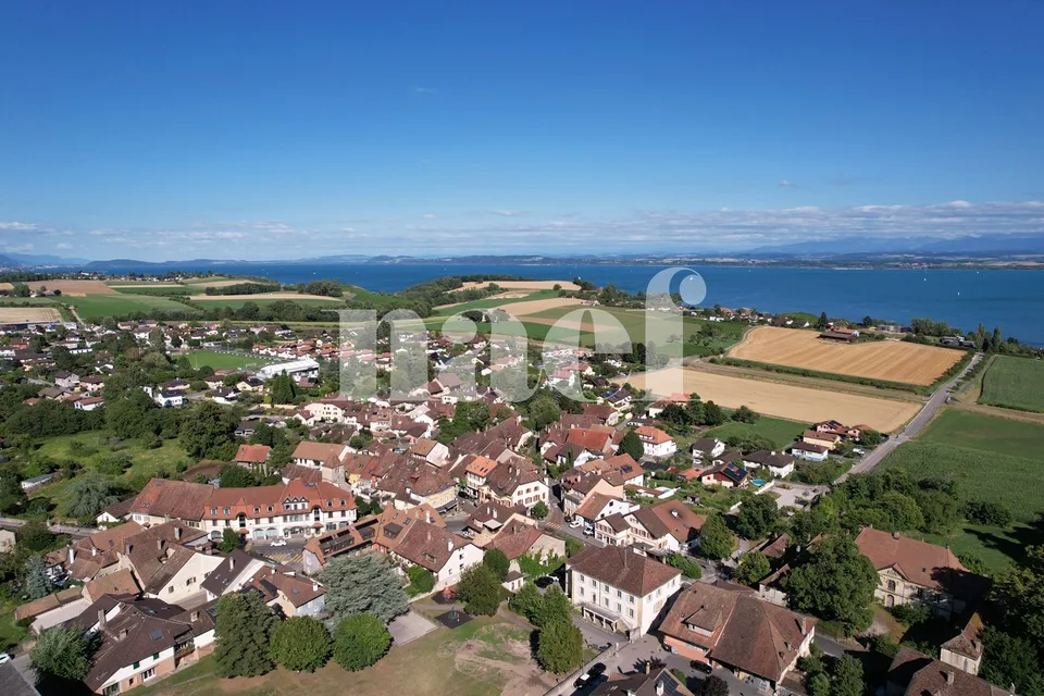 Demeure historique de caractère au coeur de Bevaix – photo 10 sur 10