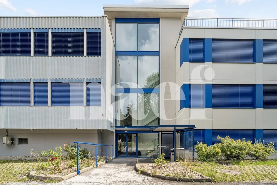 Immeuble industriel , artisanal et administratif