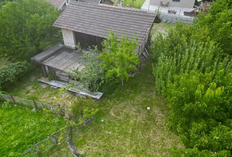 Herrliche, erschlossene Bauparzellen mit Scheune – Foto 7 von 7