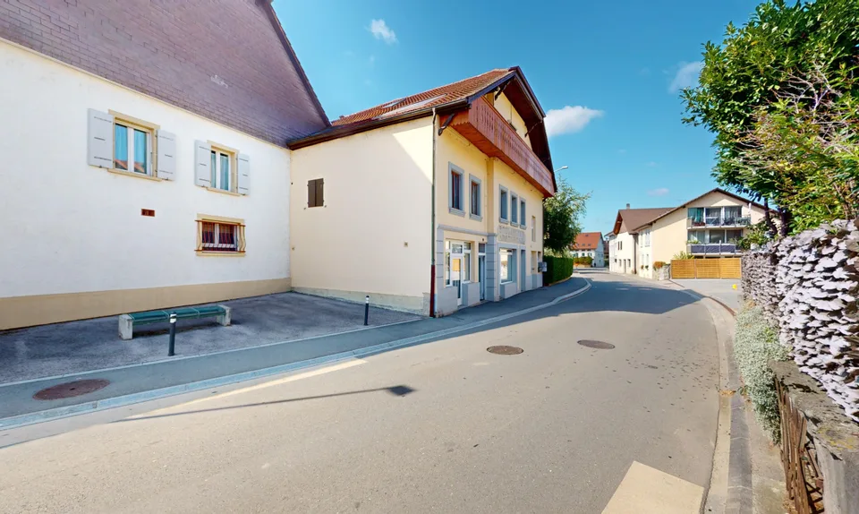 Raro: Edificio locativo ristrutturato con 6 appartamenti a Corcelles-près-Payerne