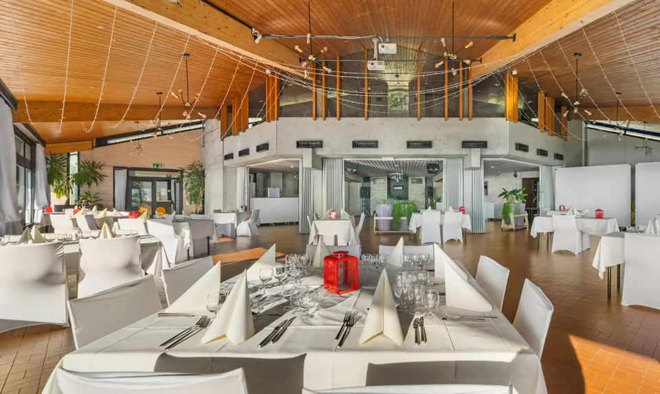 Wunderschönes Hotel in idyllischer Lage auf 18.000 m² Land!