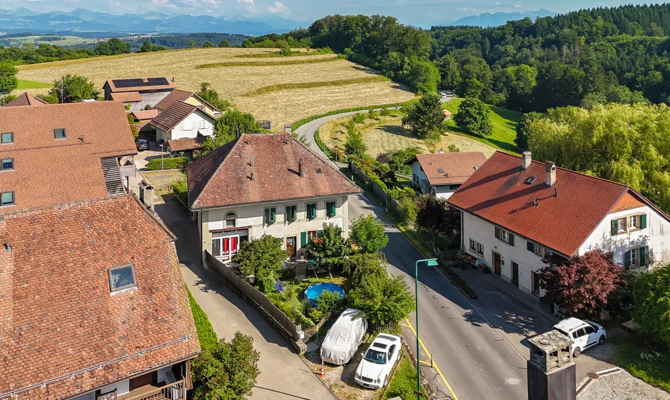 Deux duplex au c?ur d?un ancien bâtiment de charme – Foto 8 von 13