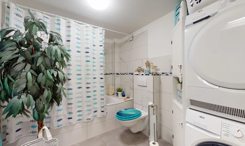 Maison multifamiliale spacieuse avec 3 unités dans un emplacement calme – photo 12 sur 13