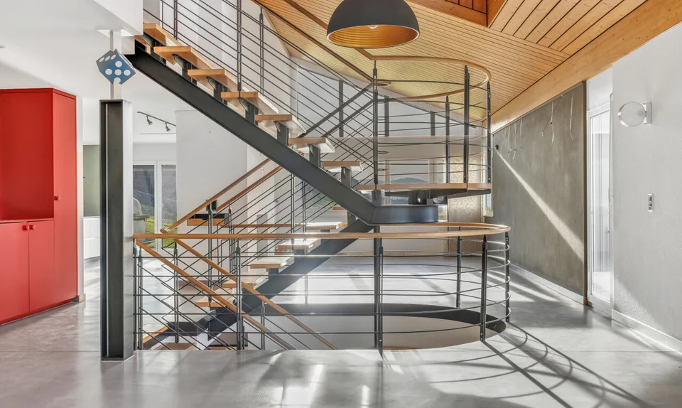 Discreet Luxury in La Roche: Exceptional Villa with Panoramic View – photo 8 of 11