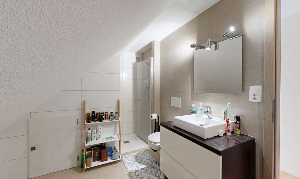 Immeuble avec excellent Rendement Entièrement Rénové ! – photo 9 sur 11