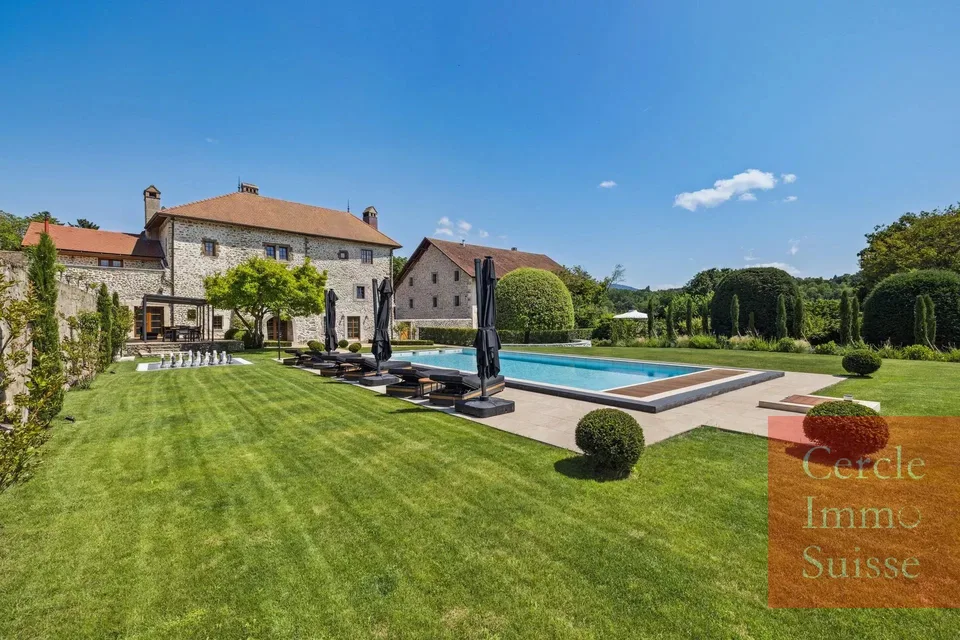 Exceptional 16th Century Château Fully Renovated – Prestige Property