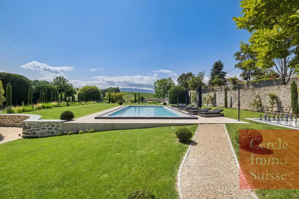 Außergewöhnliches Château aus dem 16. Jahrhundert, vollständig renoviert – Prestige-Immobilie – Foto 9 von 13