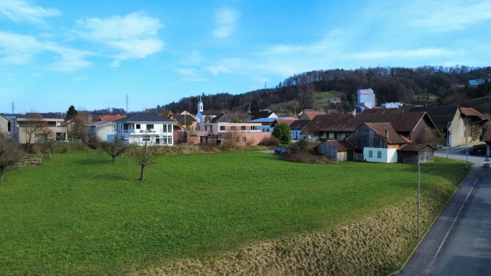Investoren aufgepasst: Bauland mit MFH und Potenzial