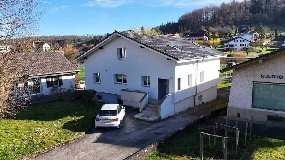 À vendre à Courchavon maison de 5.5 pièces sur un terrain de 1'540 m²