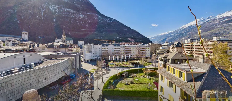 Zentral - Rundumpanorama - 160 m2 Terrasse