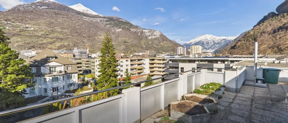 Zentral - Rundumpanorama - 160 m2 Terrasse – Foto 9 von 11