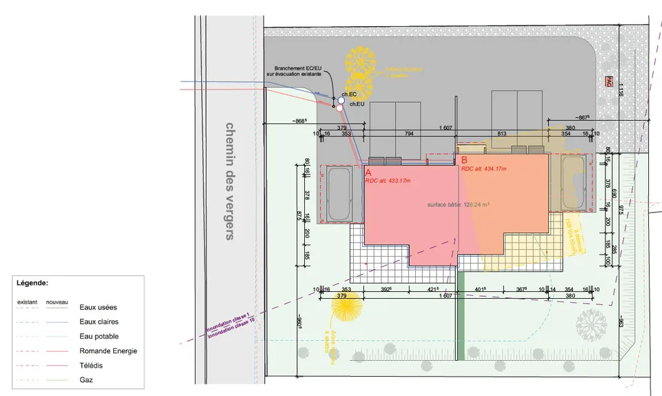 Terrain à bâtir avec permis accepté ? Deux villas contiguës